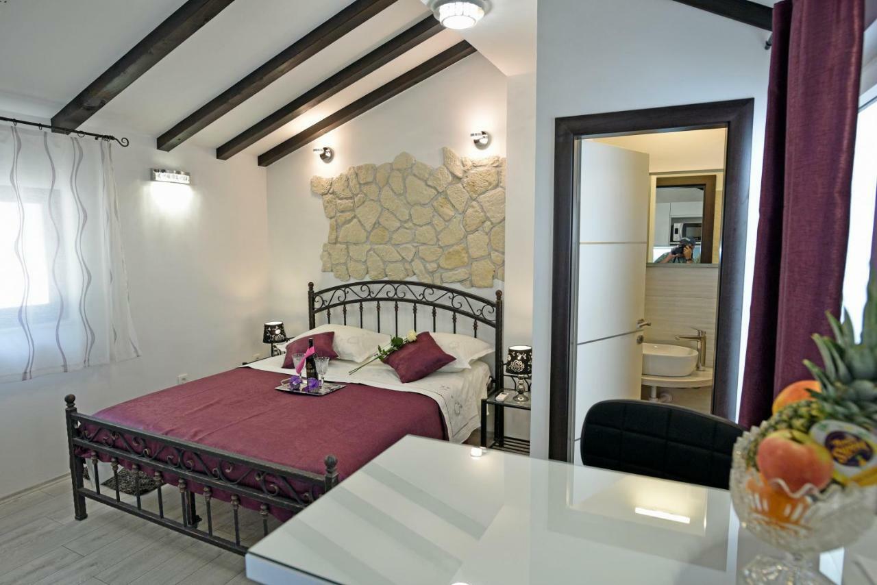 Kuzma Rooms&apartments * Split